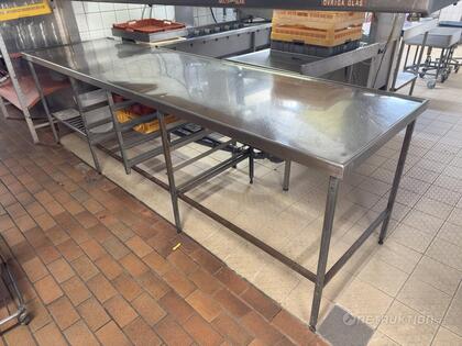 Lång bänk med diskbacksställ