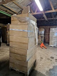 Parti med fruktkorgar & ljusfat Parti med fruktkorgar & ljusfat