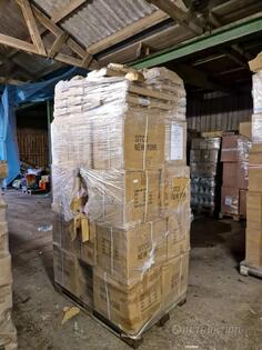 Parti med tomtar & skålar Parti med tomtar & skålar