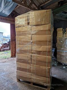 Parti med krukor & hängkrokar Parti med krukor & hängkrokar