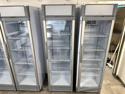 Kylskåp med glasdörr, ggmgastro (3)