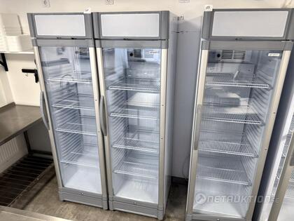 Kylskåp med glasdörr, ggmgastro (4)