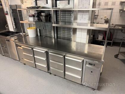 Kylbänk med hylla (rep. objekt)