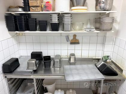 Kantiner, bakplåtar mm 