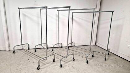 4st hopfällbara klädställningar på hjul