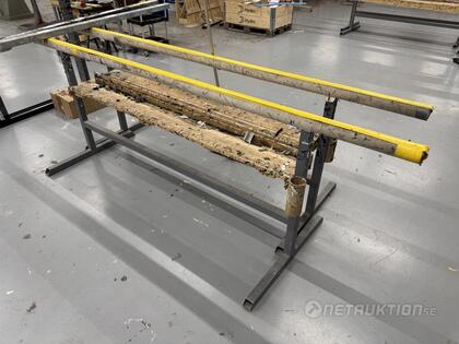 Materialställ, 2st (2)