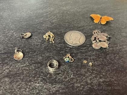 Smycken, bl.a guld och silver Smycken, bl.a guld och silver