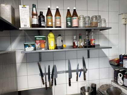 RF hyllplan och knivmagnet