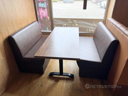 Soffgrupp och bord (1)