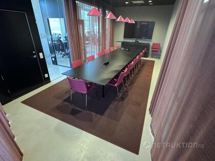 Konferensgrupp i rosa