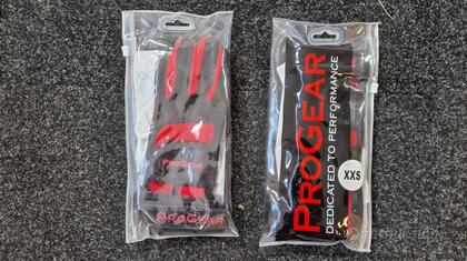 2 par Vattenskidhandskar - Pro Gear, Stl:XXXS 2 par Vattenskidhandskar - Pro Gear, Stl:XXXS