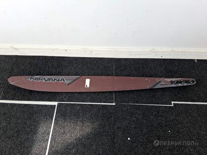 Vattenskida, Reflex Nirvana 65"
