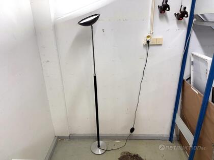 Golvlampa  (1)