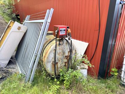 Dieseltank med pump, 2000L Dieseltank med pump, 2000L