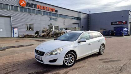 Volvo V60 T3 (JCR511) -11 Volvo V60 T3 (JCR511) -11