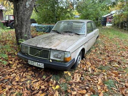 Volvo 240 -81 (KRS640) Reservdelsbil? 