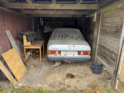 Mercedes Benz 190D (CME530) -88