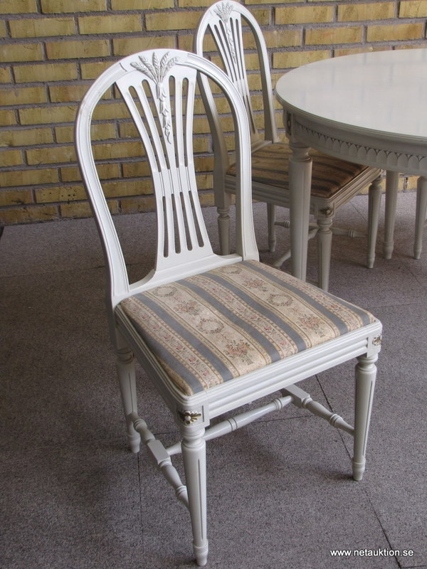 Försäljningsobjekt Matsalsmöbel, gustaviansk stil Försäljningsobjekt Matsalsmöbel, gustaviansk stil