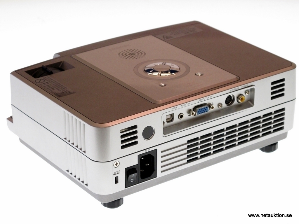 Netauktion Projektor TOSHIBA TDPS9 DLP