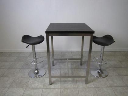 Barbord och stolar rusta