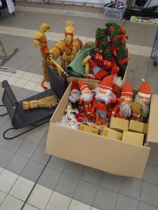 Försäljningsobjekt Juldekorationer för butik Försäljningsobjekt Juldekorationer för butik