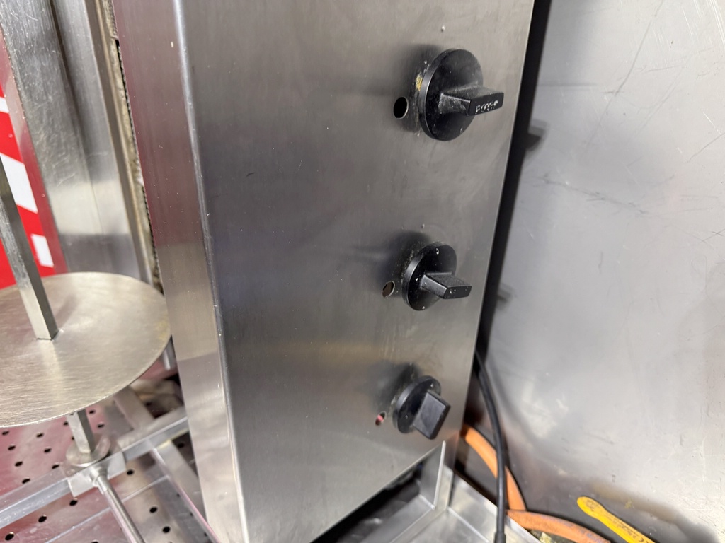 Gasdriven kebabgrill, Potis Gasdriven kebabgrill, Potis