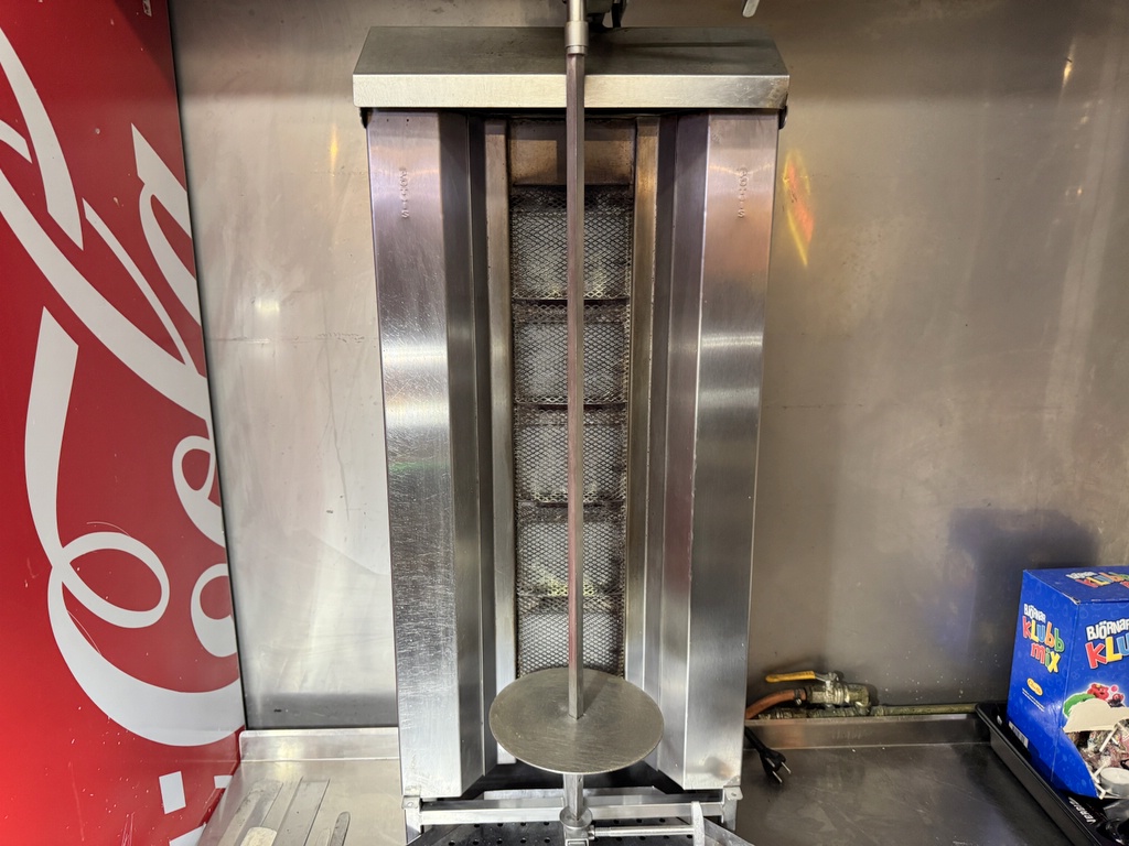 Gasdriven kebabgrill, Potis Gasdriven kebabgrill, Potis