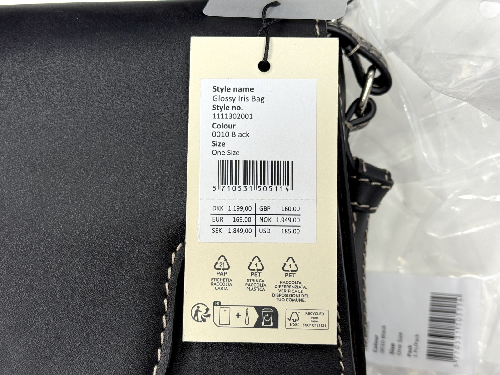 Väskor, skinn (1) Väskor, skinn (1)