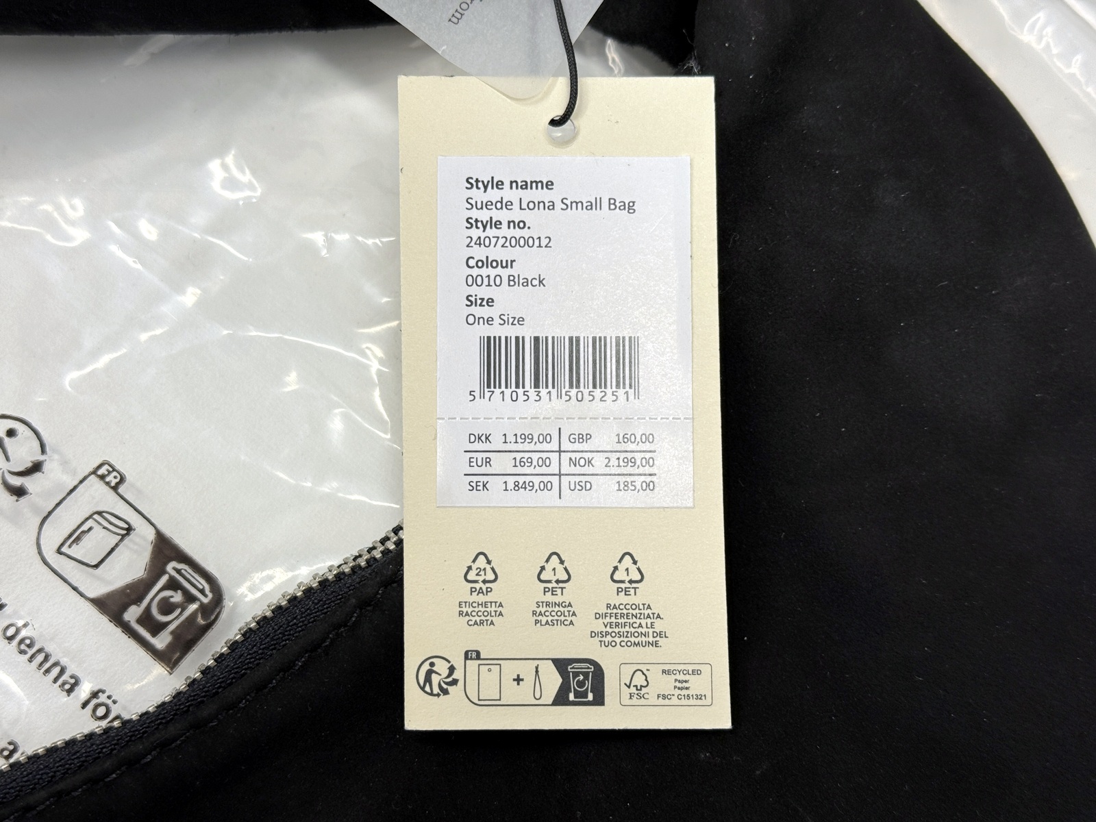 Väskor, skinn (2) Väskor, skinn (2)