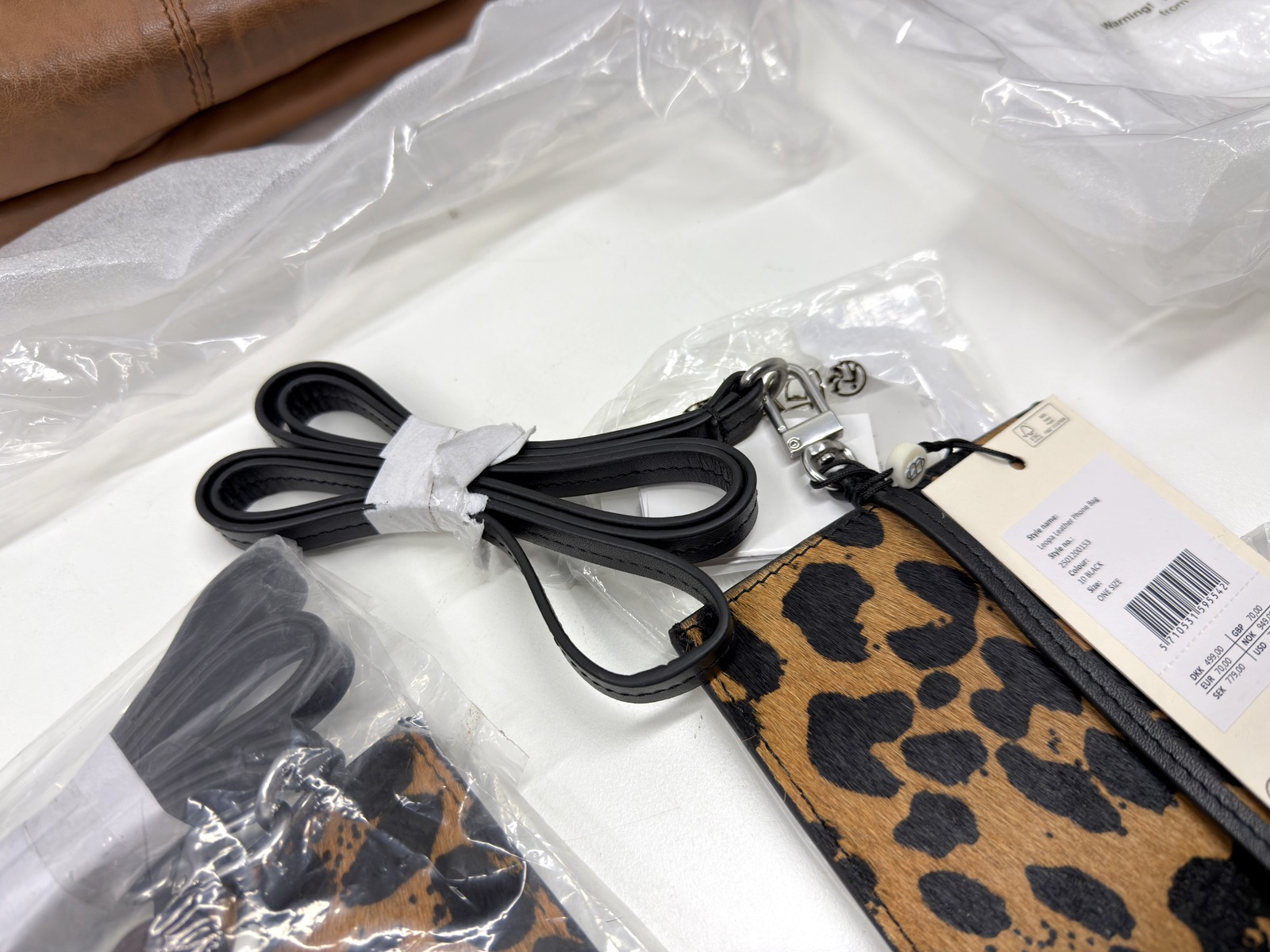 Väskor (2) Väskor (2)