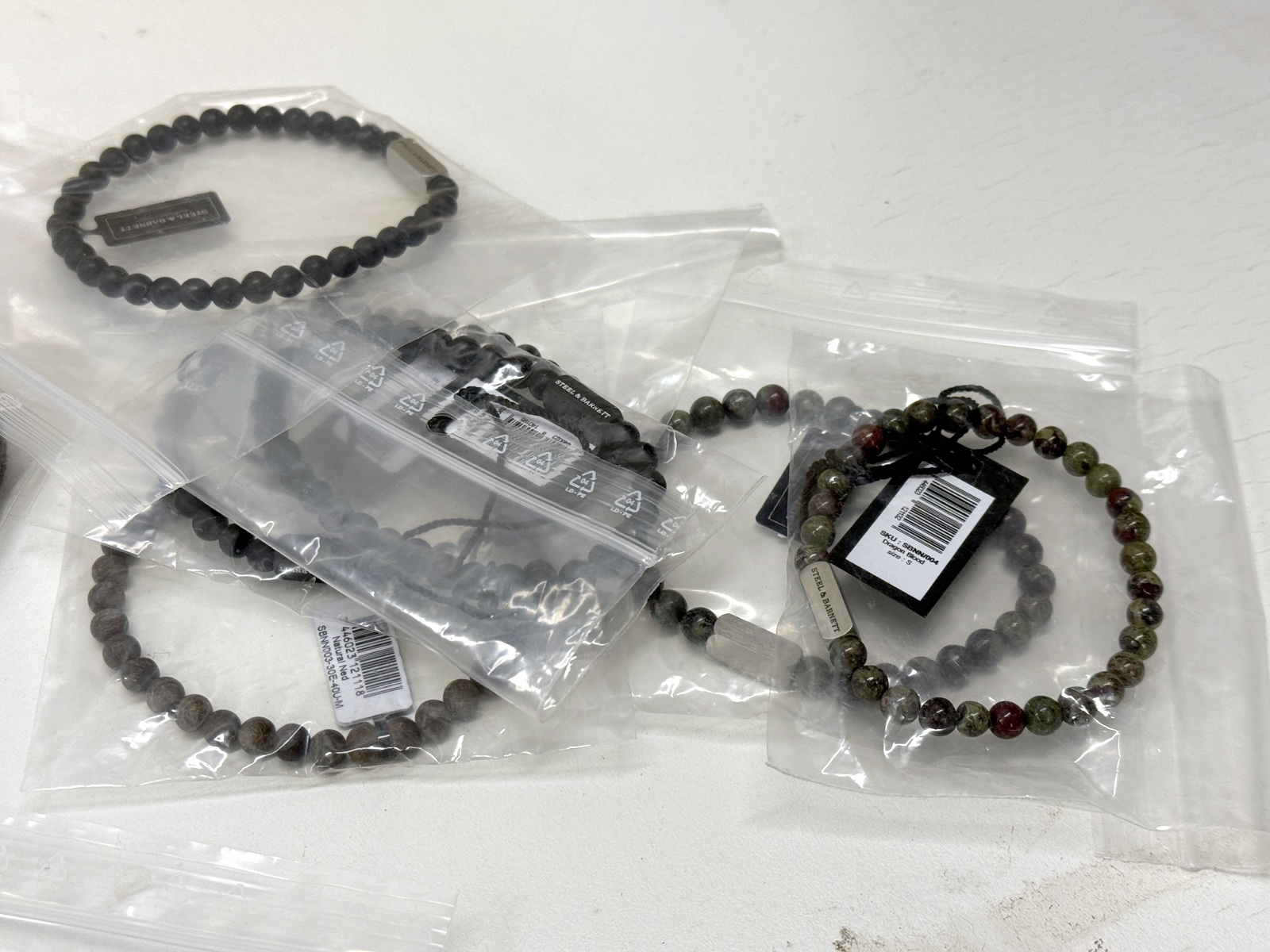 Armbandsur, solglasögon, mm Armbandsur, solglasögon, mm