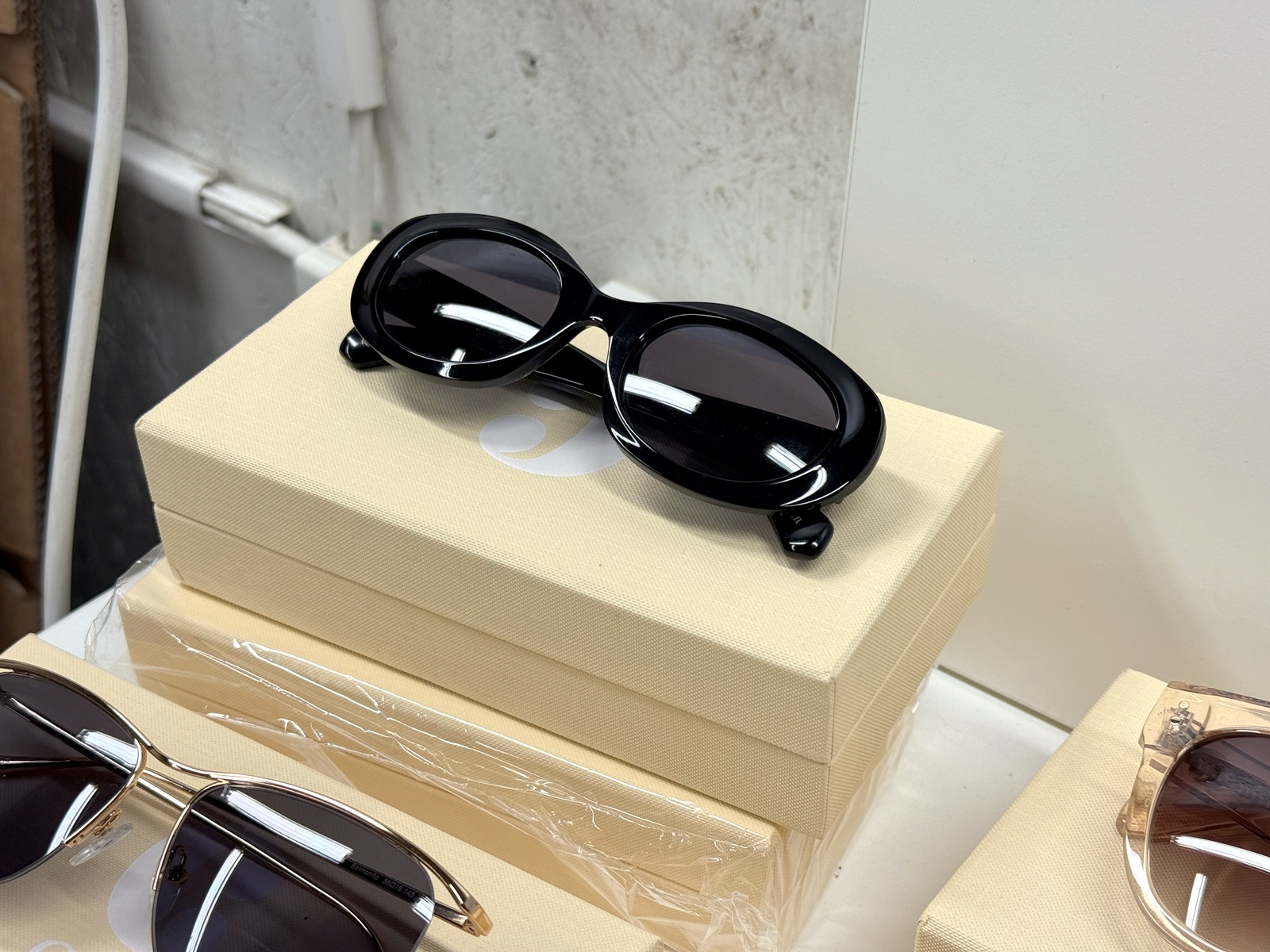 Armbandsur, solglasögon, mm Armbandsur, solglasögon, mm