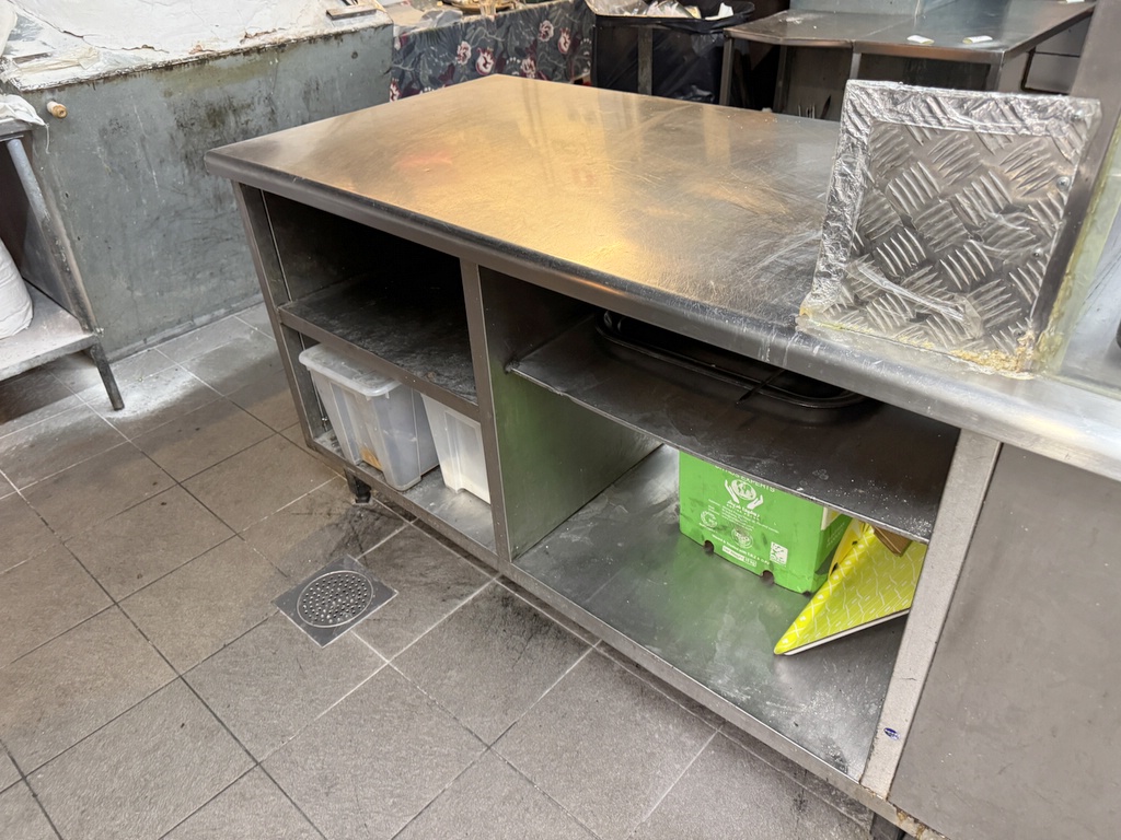 Kylbänk med kylmonter mm Kylbänk med kylmonter mm