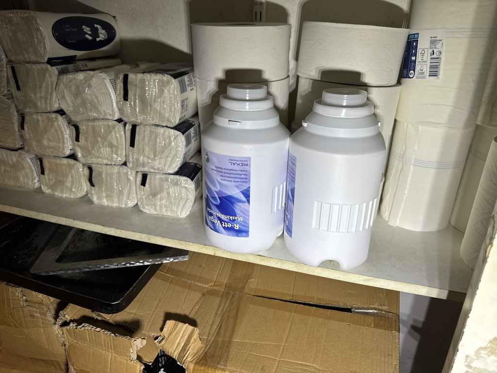 Förrådsutrymme med lite av varje Förrådsutrymme med lite av varje