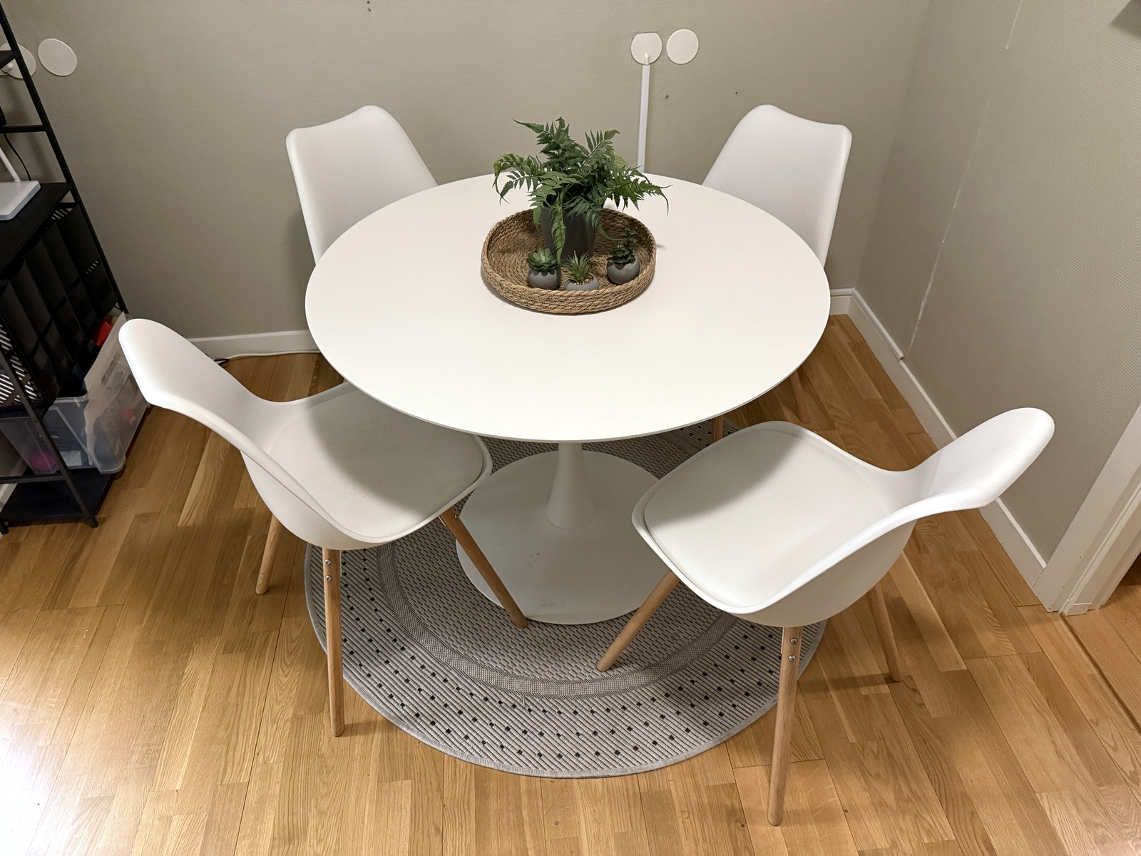 Matbord och stolar Matbord och stolar