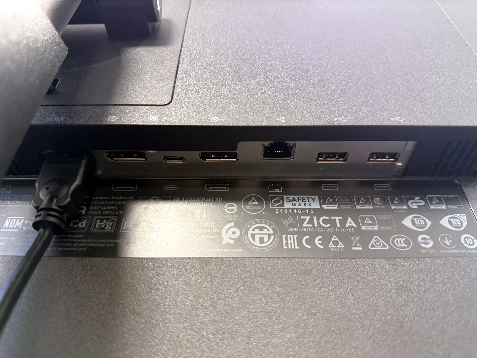 Dator Lenovo + skärm Dator Lenovo + skärm
