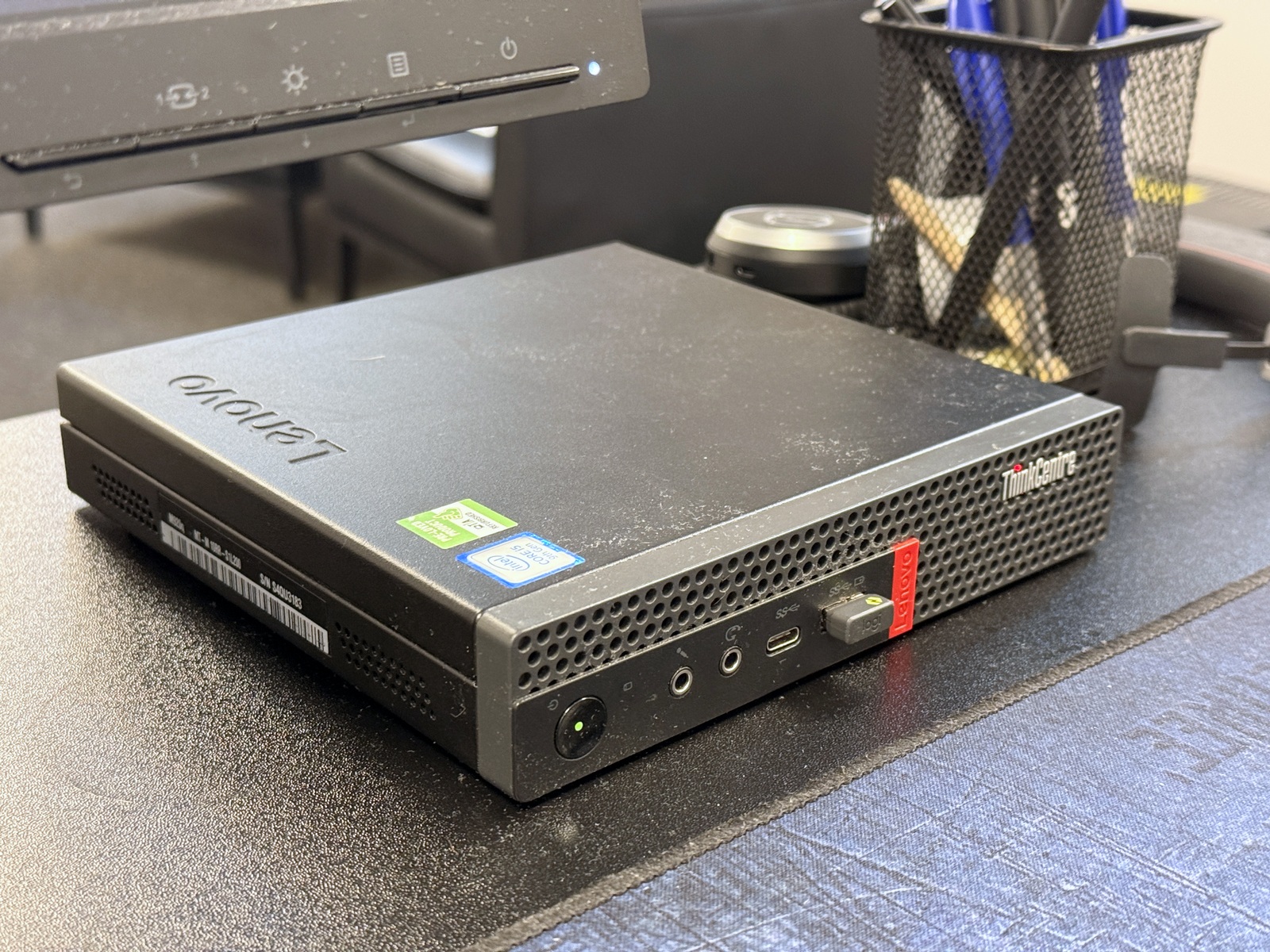 Dator Lenovo + skärm Dator Lenovo + skärm