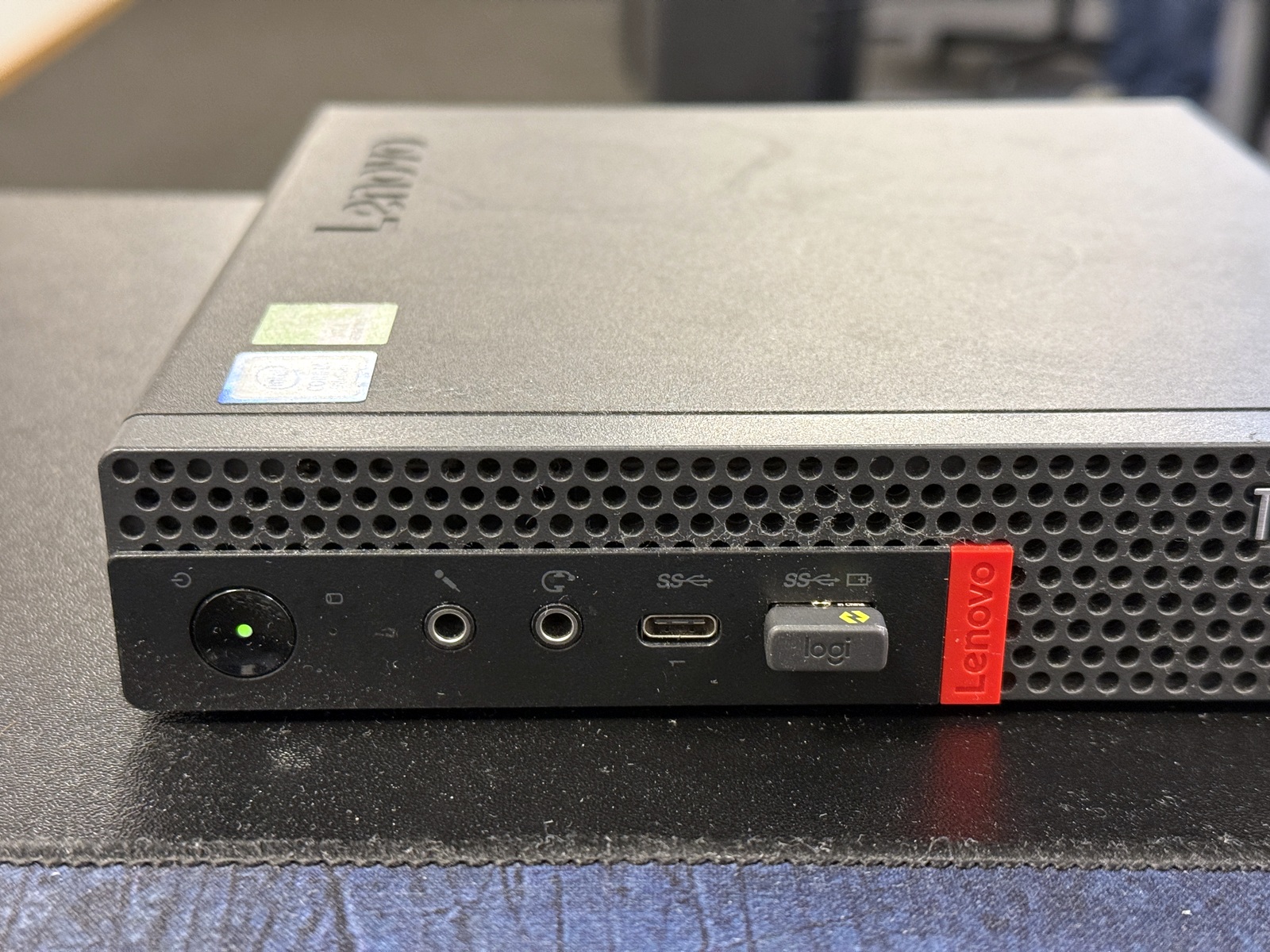 Dator Lenovo + skärm Dator Lenovo + skärm