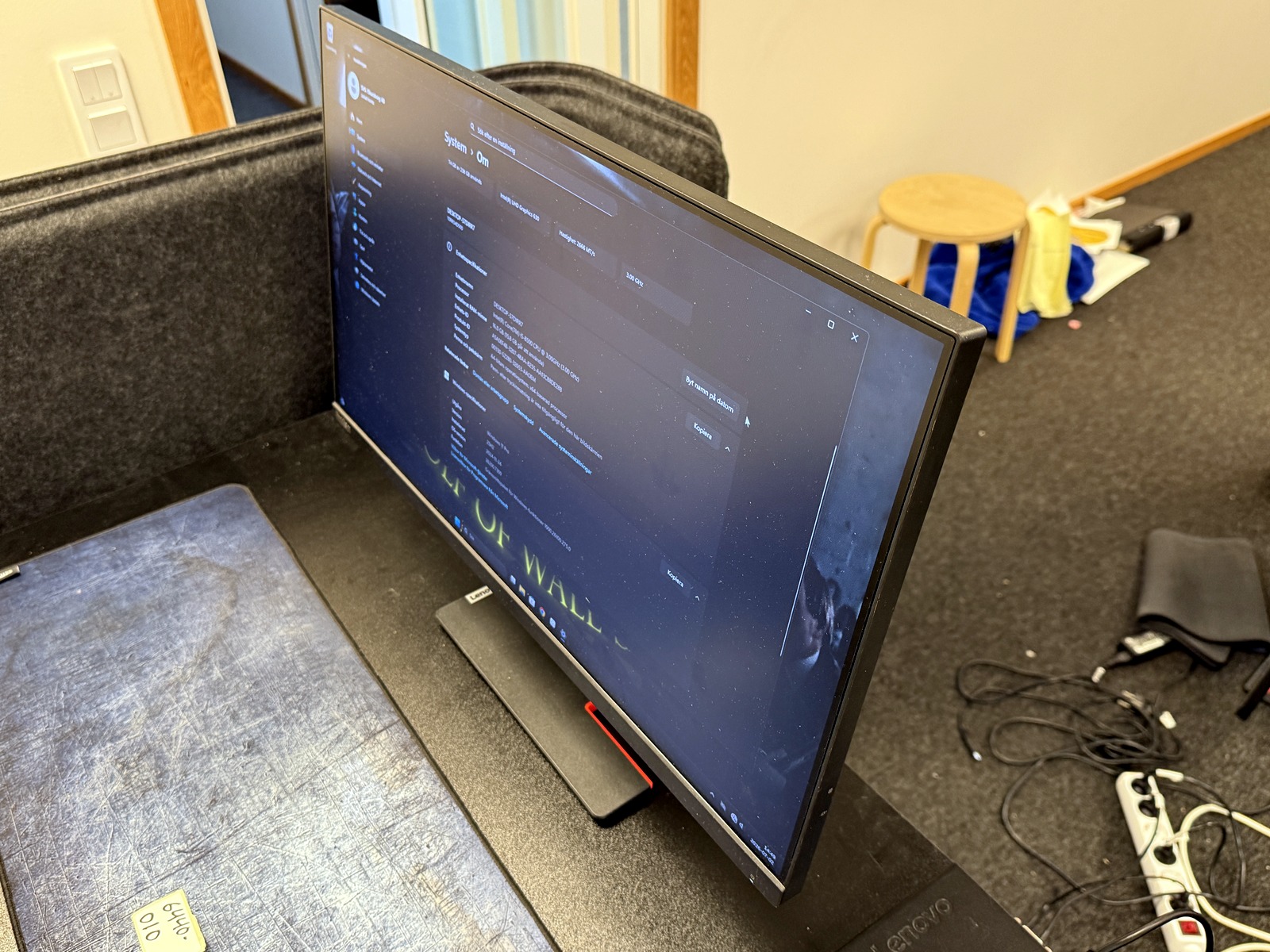 Dator Lenovo + skärm Dator Lenovo + skärm