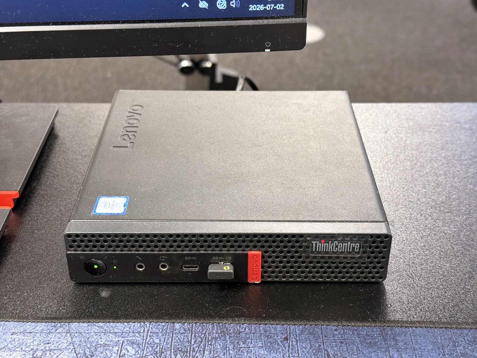 Dator Lenovo + skärm Dator Lenovo + skärm