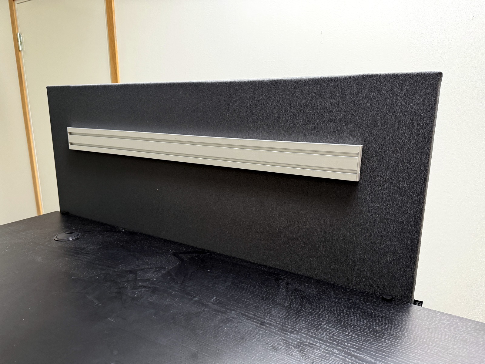 Elskrivbord i vinkel Elskrivbord i vinkel