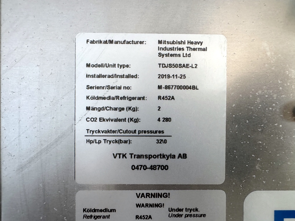 Katamaranfartyg med kylaggregat 12m Katamaranfartyg med kylaggregat 12m