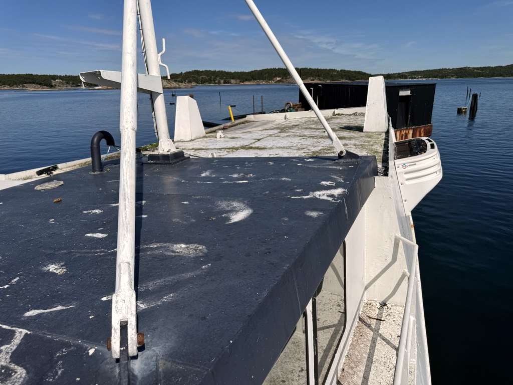 Katamaranfartyg med kylaggregat 12m Katamaranfartyg med kylaggregat 12m