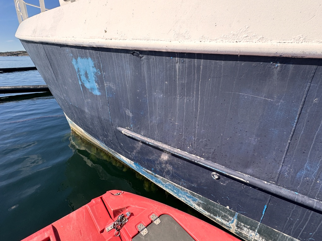 Katamaranfartyg med kylaggregat 12m Katamaranfartyg med kylaggregat 12m