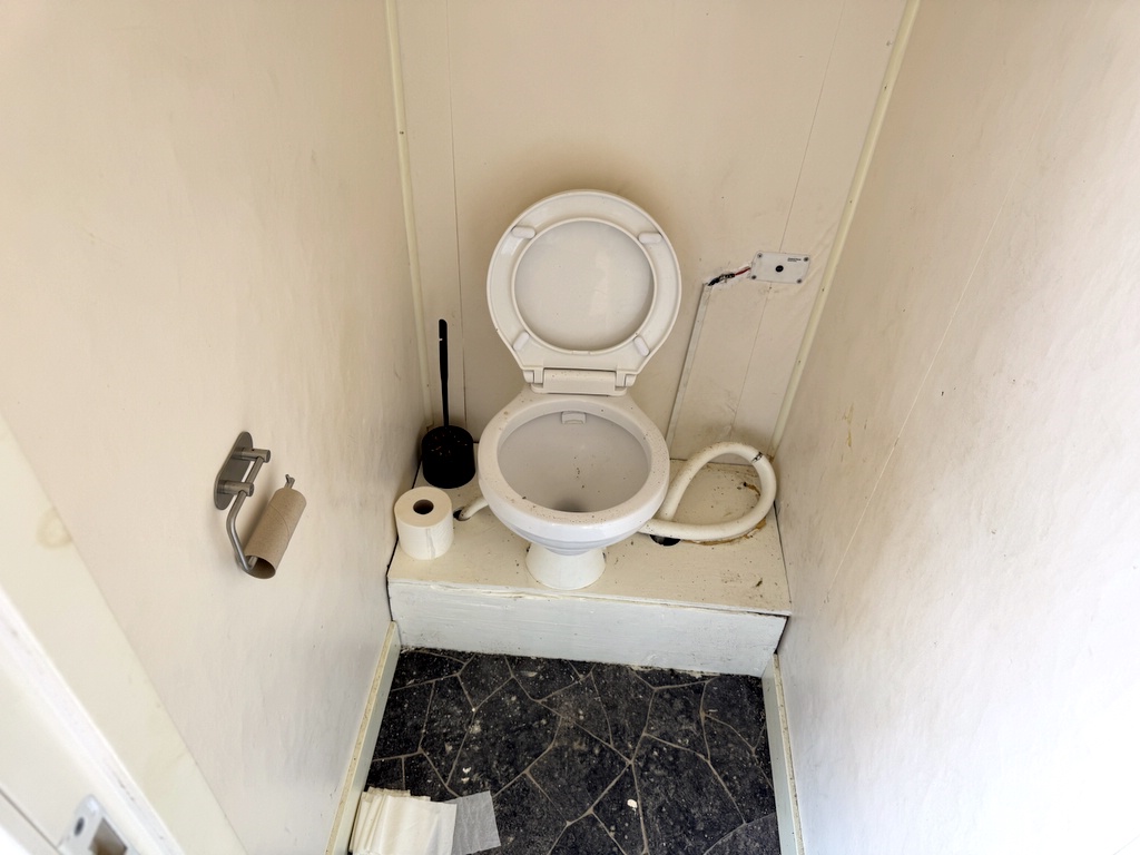 Pontoner / Arbetsplattformar m kran, 3st Pontoner / Arbetsplattformar m kran, 3st