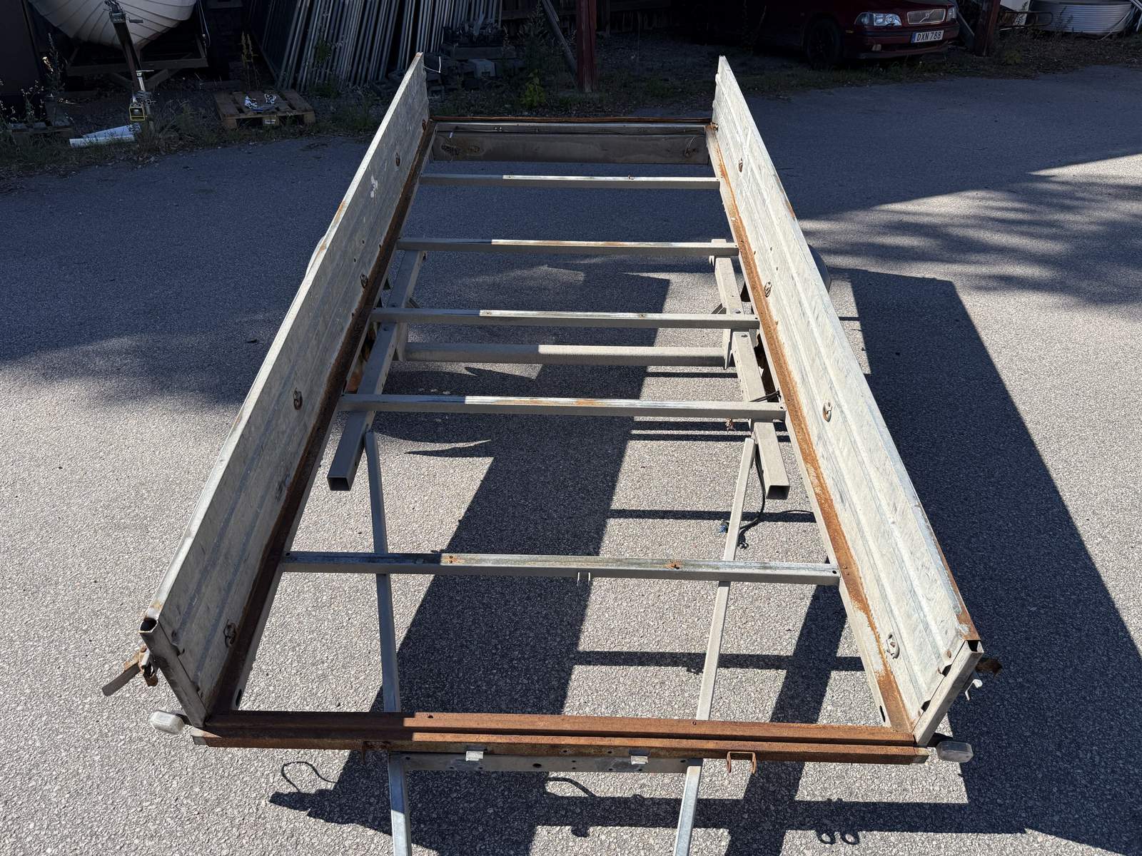 Släpkärra (3) Släpkärra (3)