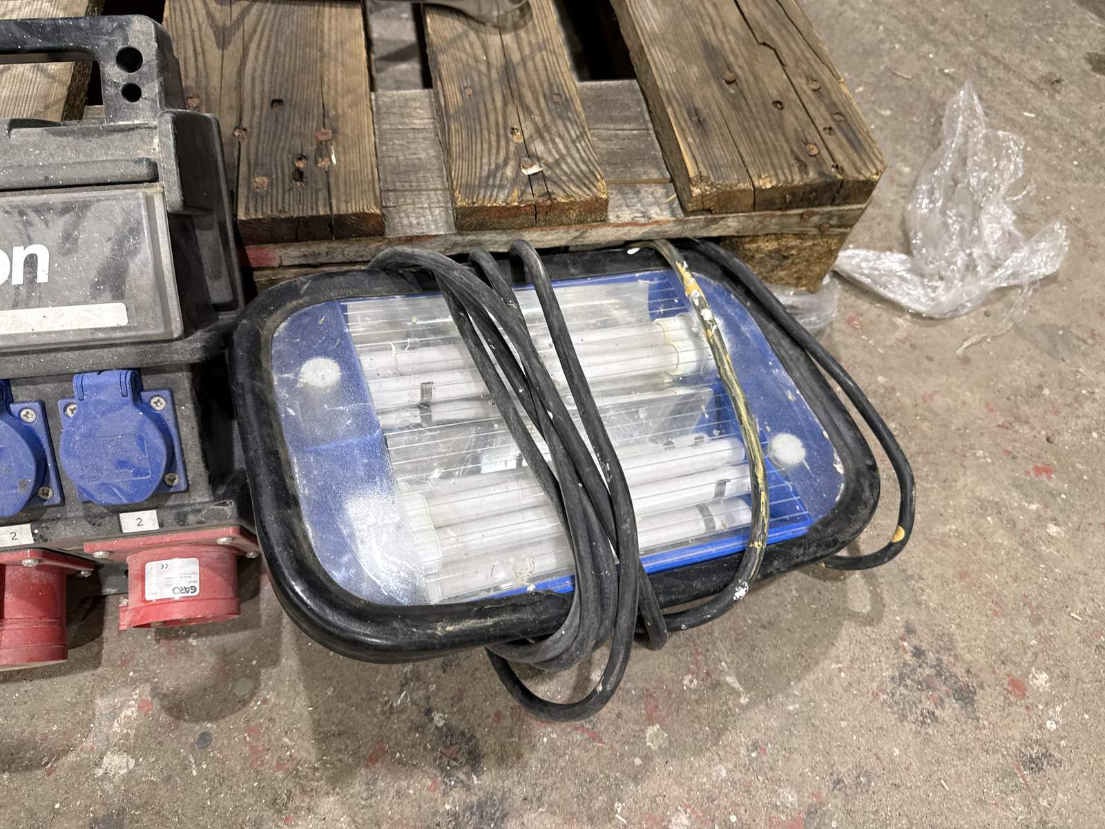 Blandad pall & verktyg Blandad pall & verktyg