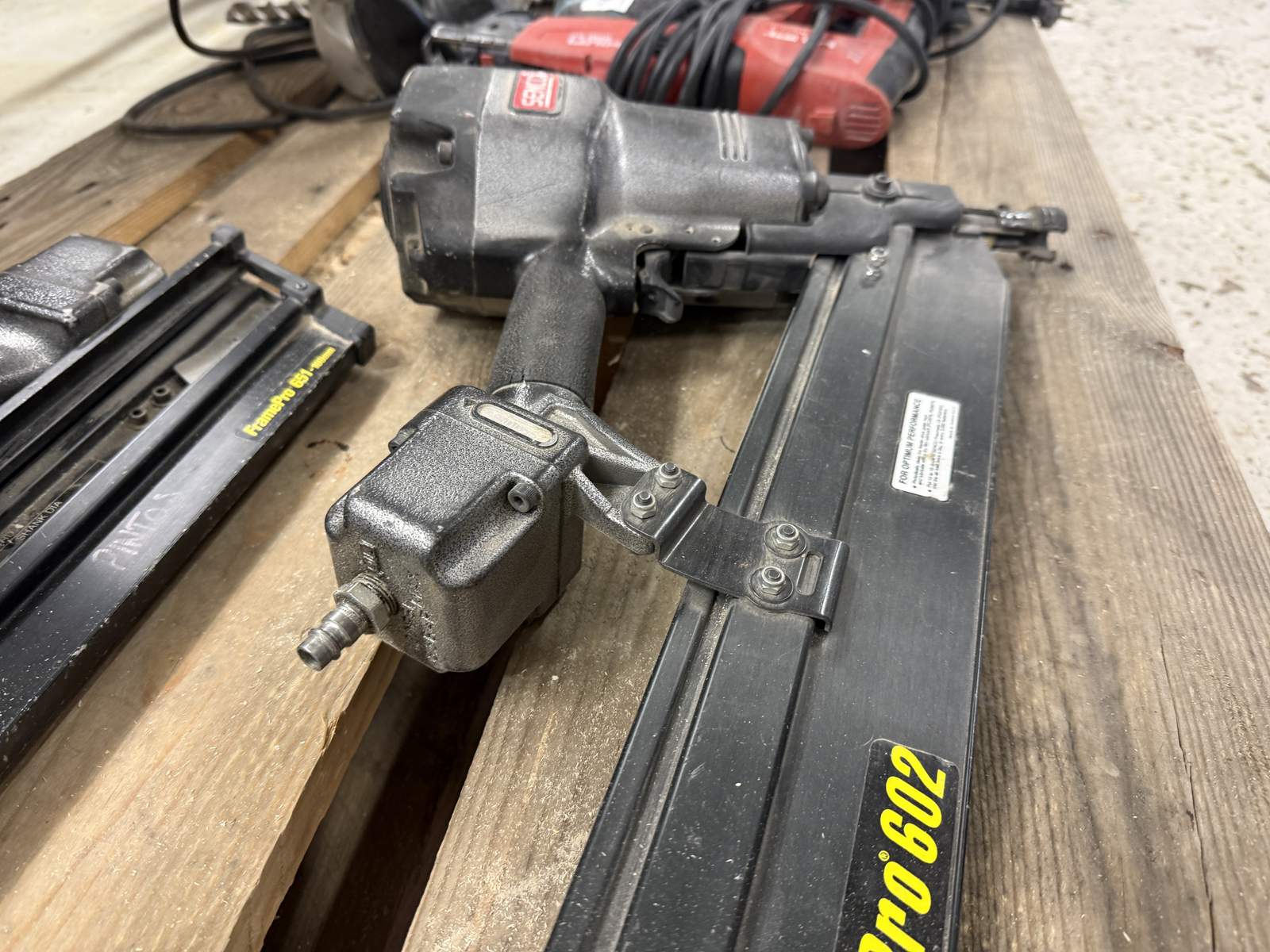 Spikpistoler pneumatiska Senco Spikpistoler pneumatiska Senco