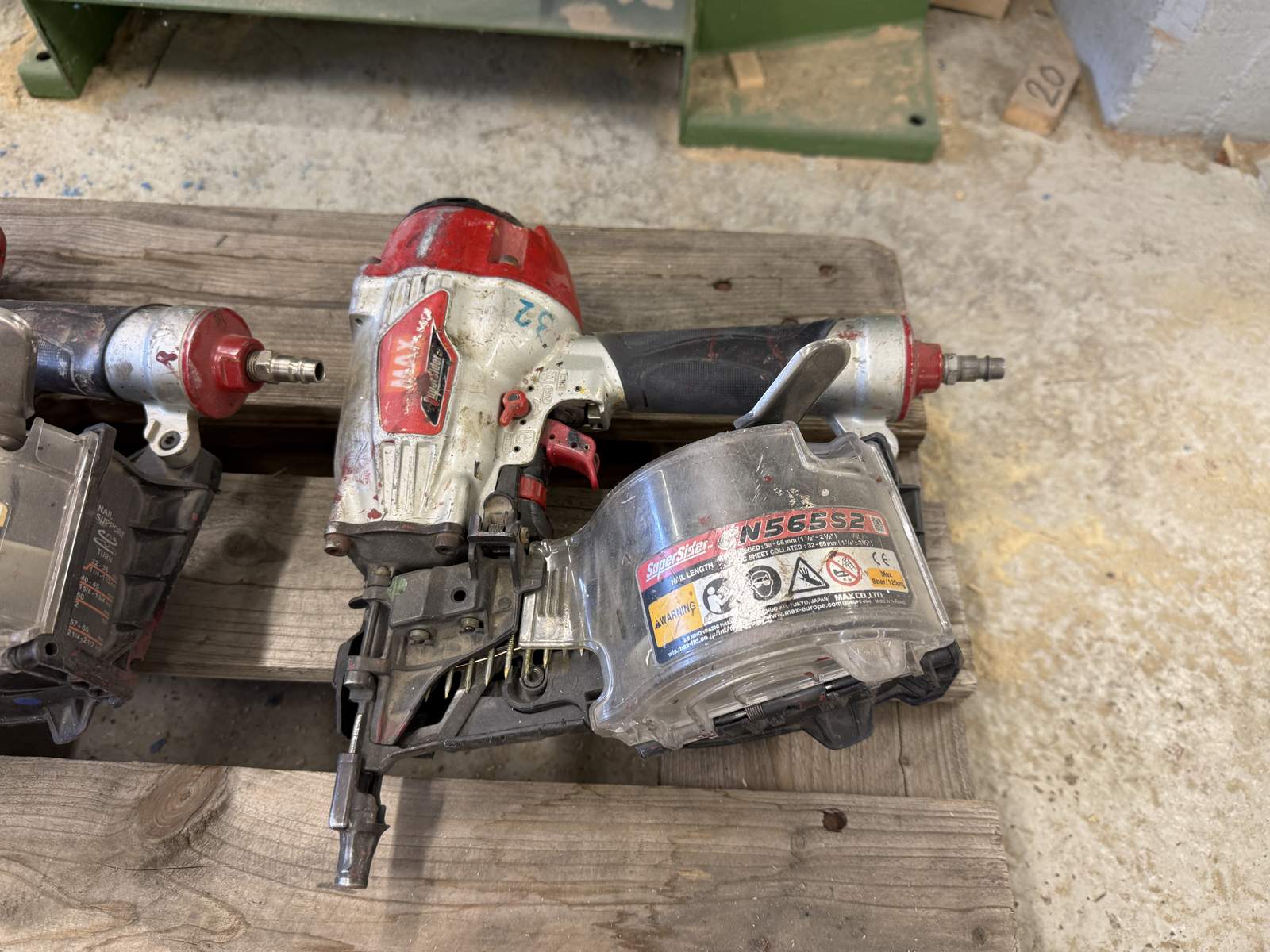 Spikpistoler pneumatiska MAX 5st Spikpistoler pneumatiska MAX 5st