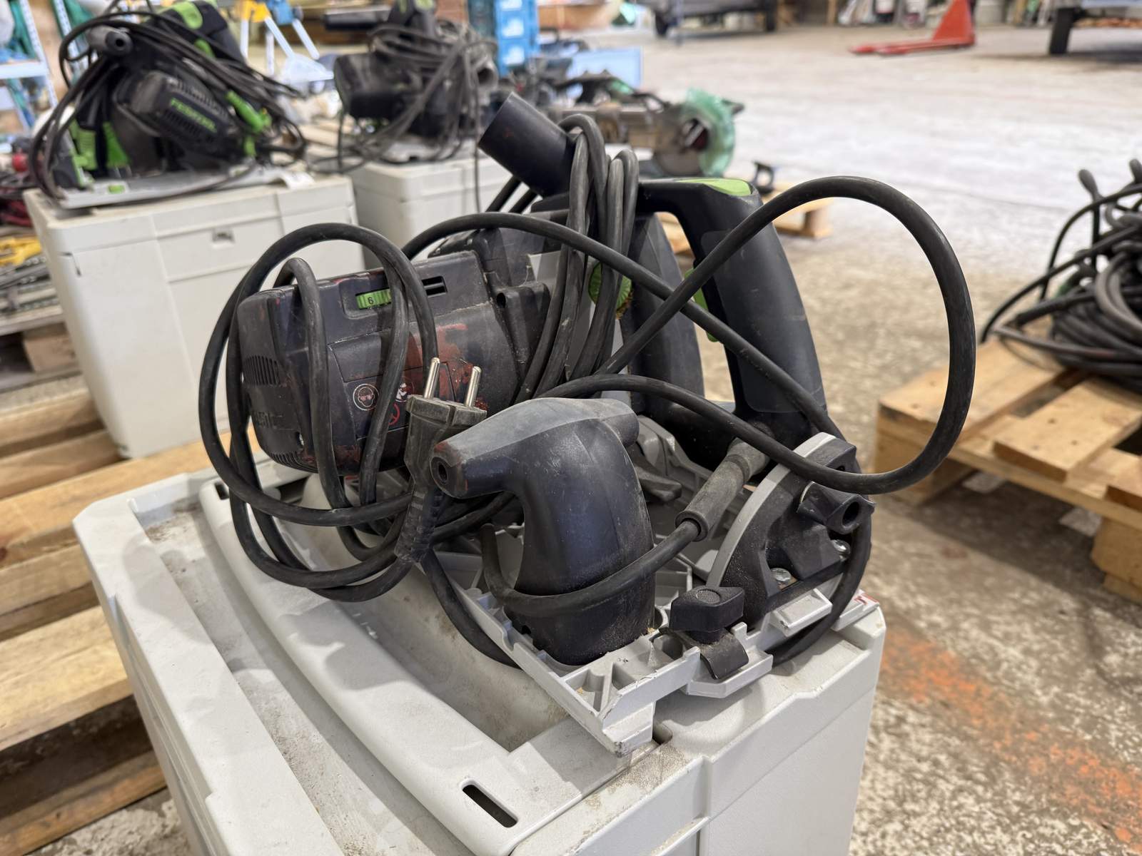 Svärdsåg Festool SSU 200 EB Svärdsåg Festool SSU 200 EB